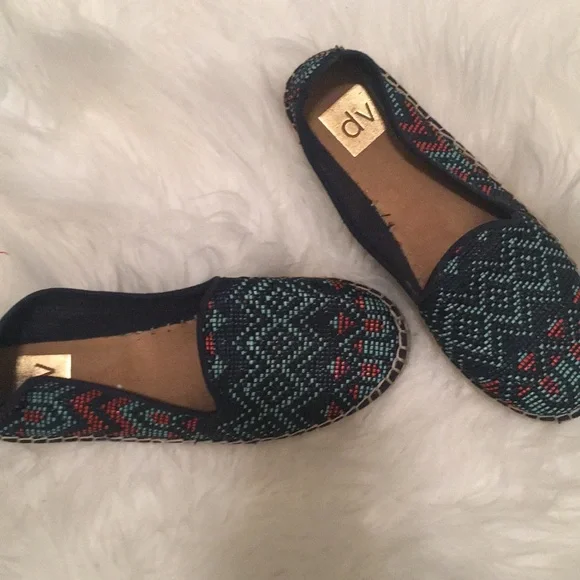 DV by Dolce Vita  Woven Navy Aztec Espadrilles 6 - Picture 8 of 8